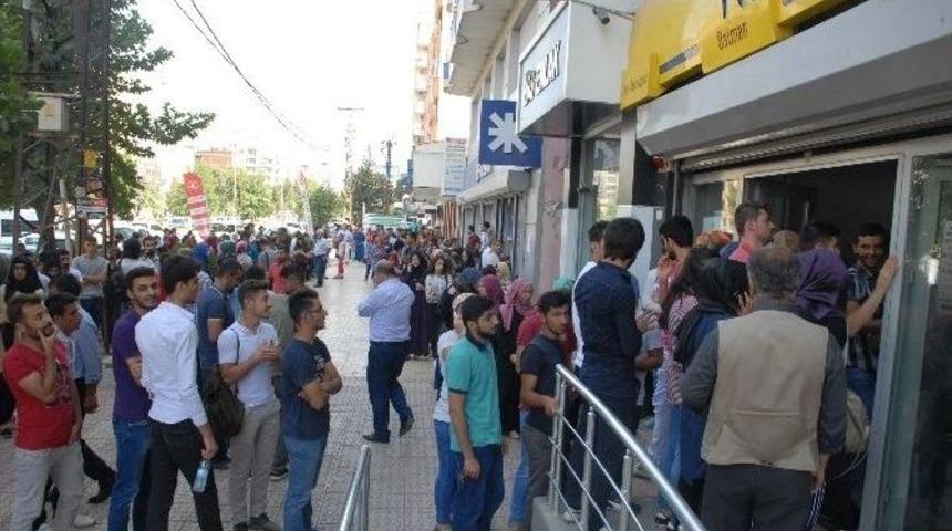 Ptt &Ouml;n&uuml;nde Şifre Kuyruğu