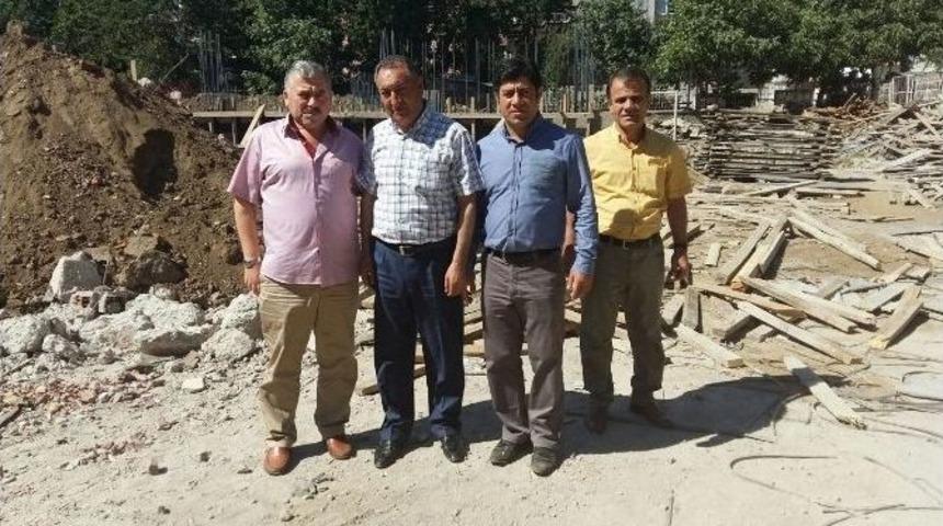 M&uuml;d&uuml;r Y&uuml;zer, Okul Ve Pansiyon İnşaatlarını İnceledi