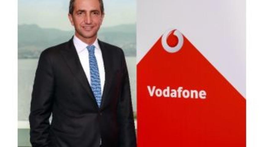 Aksoy: &ldquo;&rsquo;dijital D&uuml;kkan Paketi&rsquo; İle İnternetsiz Ve Tabletsiz Esnaf Kalmayacak&rdquo;