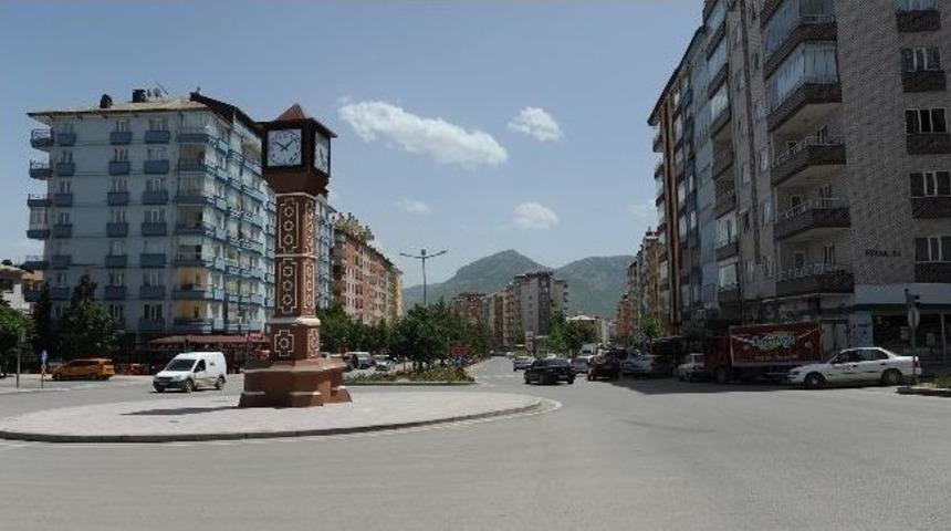 Seydişehir&rsquo;in &Uuml;&ccedil; Ana Caddesine 7 Milyonluk Yatırım