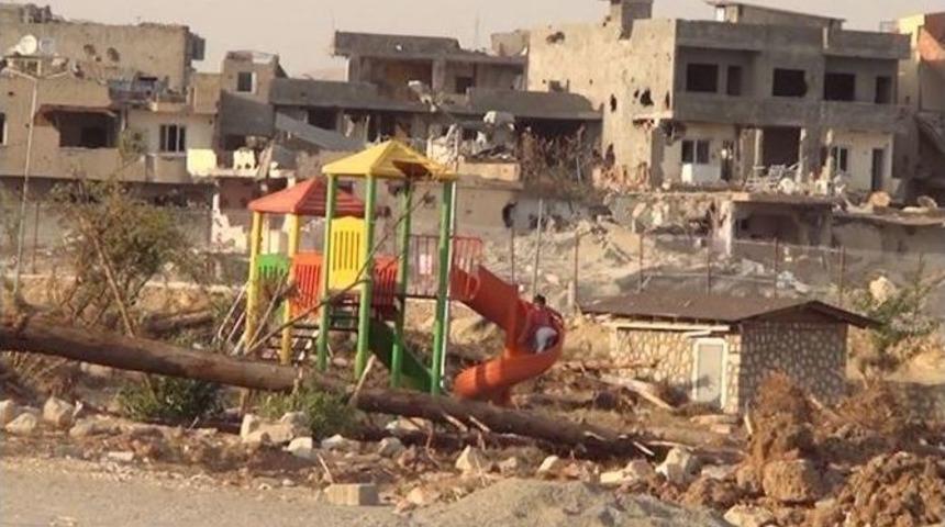 Nusaybinli &Ccedil;ocuklar Oyun Terapisinde