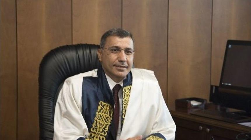 Dokuz Eyl&uuml;l &Uuml;niversitesi&rsquo;nde Devir Teslim T&ouml;reni