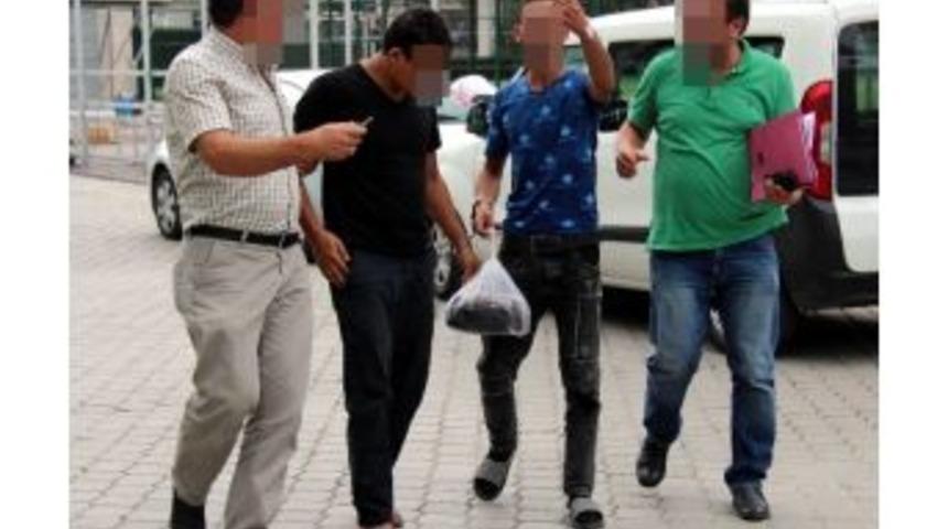 Kaza Yapan Motosiklet &Ccedil;alıntı &Ccedil;ıktı