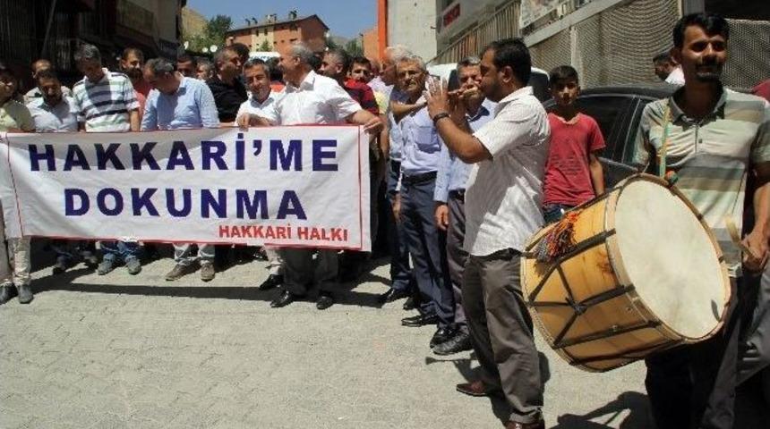 Hakkarililer Davul Zurnayla Ankara&rsquo;ya Hareket Etti
