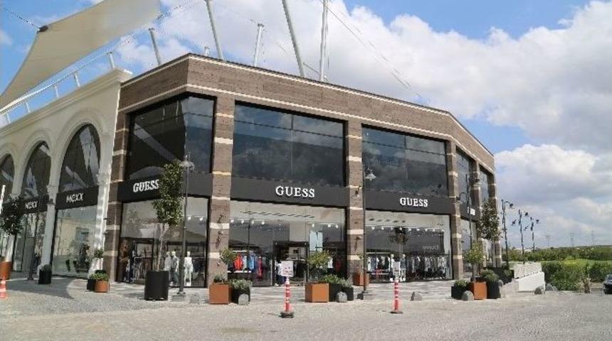 Dünyanın Modası Viaport’un Üçüncü Etabına Çıkarma Yaptı