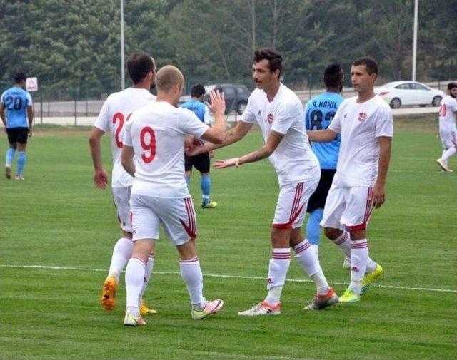 Gaziantepspor’da Kampın Yıldızı İlhan Parlak Oldu