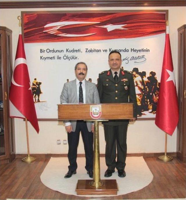 Rektör Gür’den Tuğgeneral Ekiyor’a Hayırlı Olsun Ziyareti