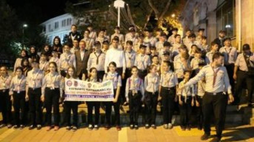 50 Gen&ccedil; İzcilik Kampına Gitti