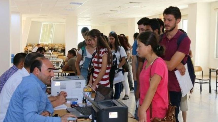 Ne&uuml;&rsquo;de 2016-2017 Eğitim &Ouml;ğretim Yılı Kayıt Heyecanı Başladı