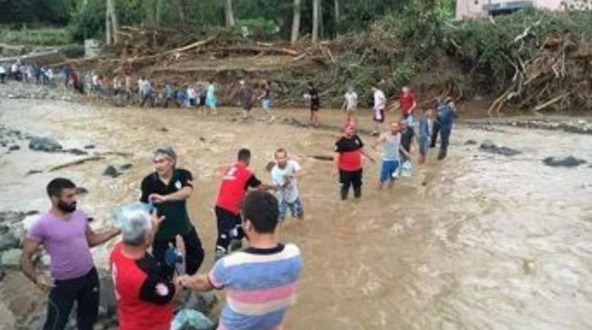 İhh&rsquo;dan Afetzedeler İ&ccedil;in Gıda Takviyesi