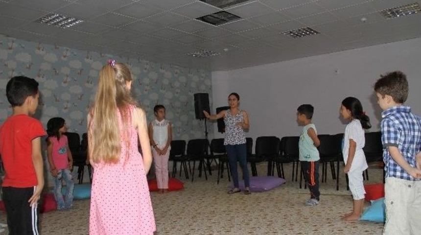 Bağlar Belediyesi &Ccedil;ocuklar İ&ccedil;in At&ouml;lye &Ccedil;alışması D&uuml;zenliyor