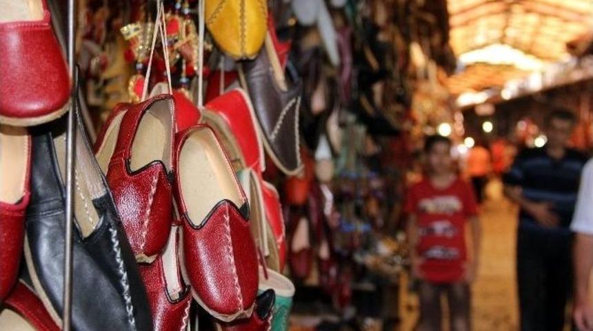 Ünü Hollywood Filmlerine Ulaşan Yemeniler, Rusya’daki Tahtına Yeniden Oturacak