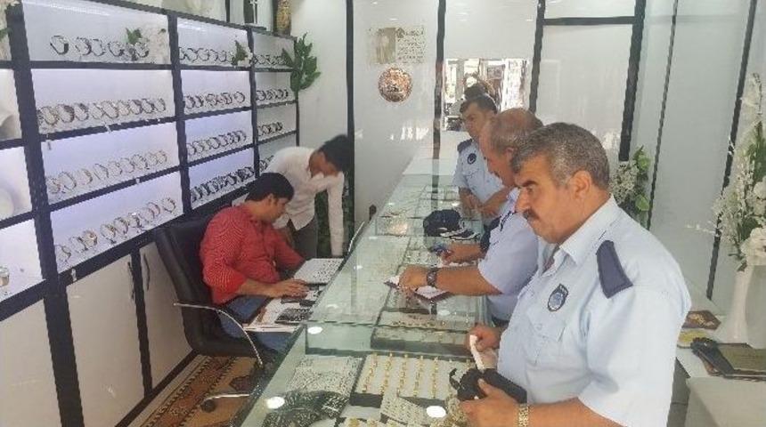 İdil&rsquo;de Zabıta Ekipleri Esnafı Denetledi