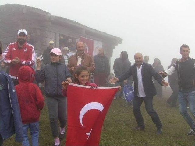 2 Bin 500 Rakımlı Yaylada Demokrasi Şöleni