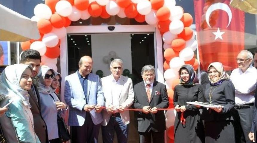 Eminevim 100. Şubesini Bursa&rsquo;da A&ccedil;tı