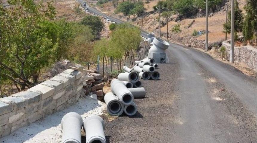 Örselli’nin 50 Yıllık Kanalizasyon Hattı Yenileniyor