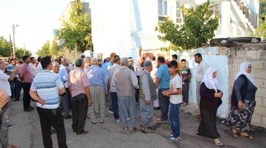 Adıyamanlı Şehidin Yakınlarına Acı Haber Verildi