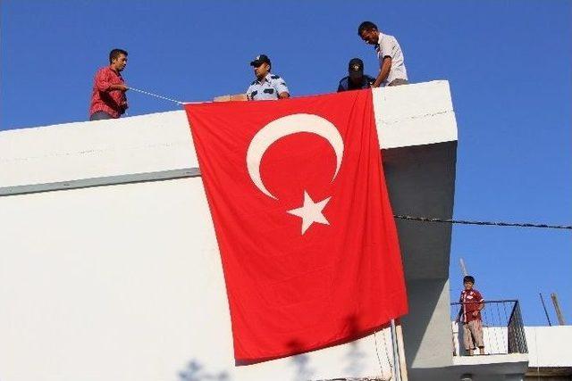 Adıyamanlı Şehidin Yakınlarına Acı Haber Verildi