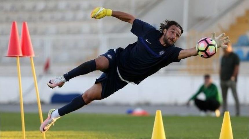 Osmanlıspor, Uefa Avrupa Ligi &Ccedil;alışmalarını S&uuml;rd&uuml;rd&uuml;