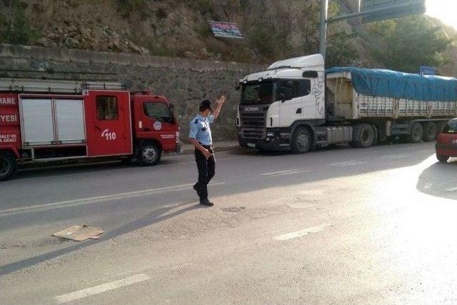 Gümüşhane’de Trafik Kazası: 3 Yaralı