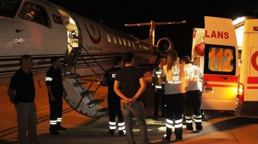 Premat&uuml;re İkizler, Ambulans U&ccedil;akla Erzurum&rsquo;a Sevk Edildi