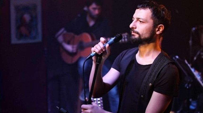 Ege&rsquo;de Mehmet Erdem R&uuml;zgarı Esecek