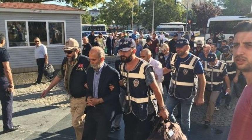 Fet&ouml; Soruşturmasında G&ouml;zaltına Alınan Eski Bursa Valisi Adliyeye Sevk Edildi