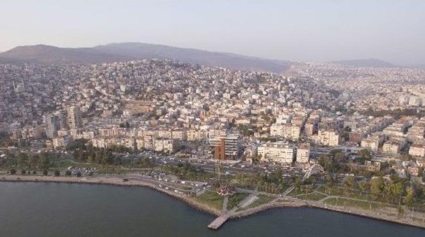 Konutların Y&uuml;zde 57&rsquo;si &Ccedil;ok Riskli, Y&uuml;zde 5&rsquo;i Risksiz &Ccedil;ıktı