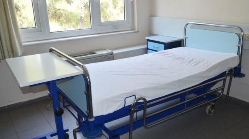 Tedavi G&ouml;rd&uuml;ğ&uuml; Hastaneye Bağış Yaptı