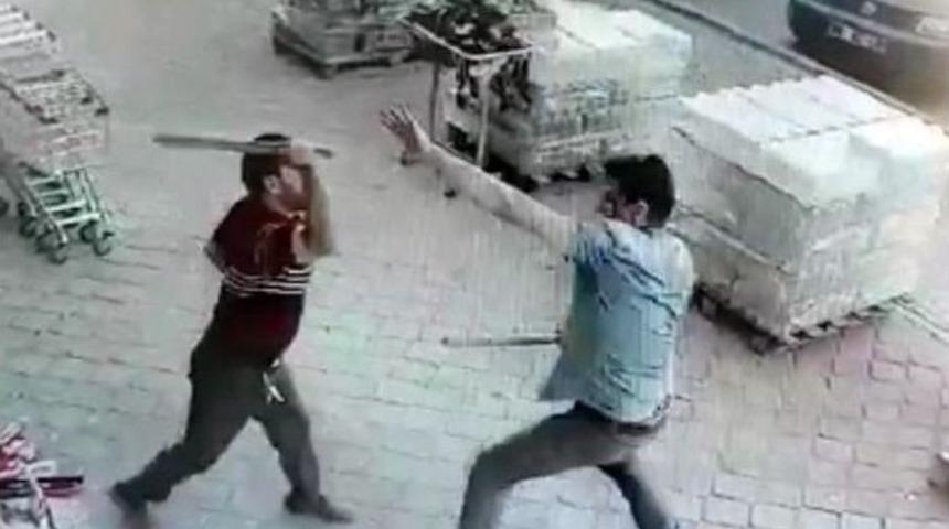 Aksaray&rsquo;da Bı&ccedil;aklı Ve Baltalı Kavga: 5 Yaralı