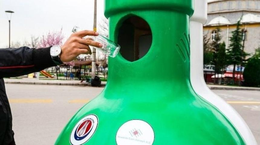 Sincan&rsquo;da Camlar &Ccedil;&ouml;pe Değil Kumbaraya Atılacak