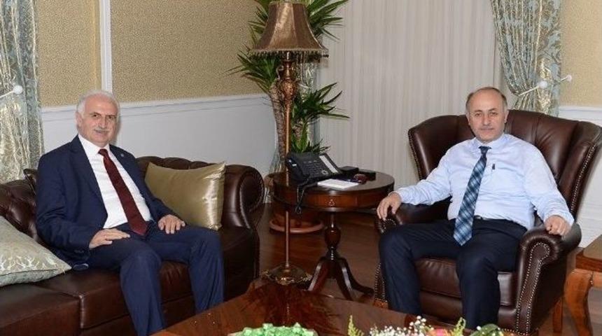 Rekt&ouml;r Ko&ccedil;ak&rsquo;tan Vali Azizoğlu&rsquo;na Veda Ziyareti