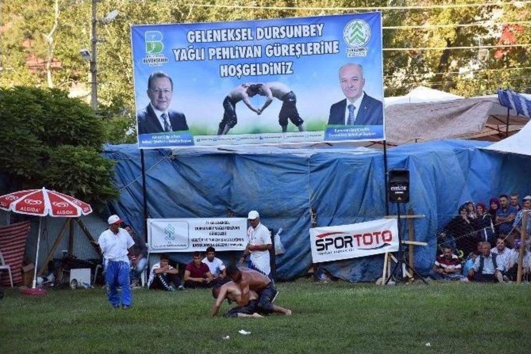 Dursunbey Yağlı G&uuml;reşlerinin Başpehlivanı Şaban Yılmaz Oldu