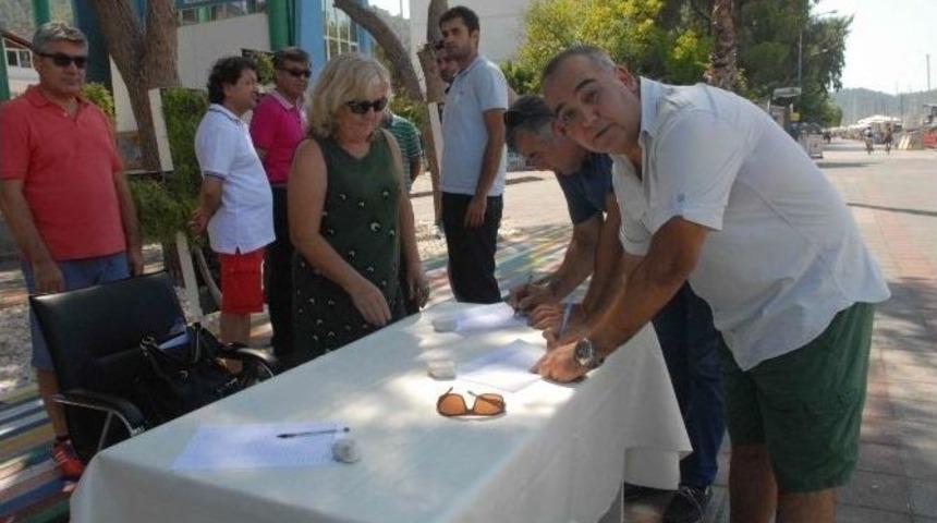 Su Protestosuna 5 Bin Kişi Katıldı