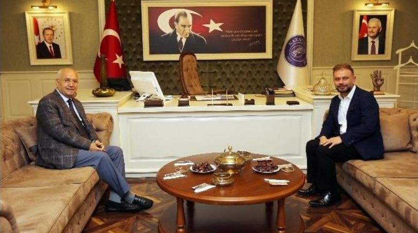 Başkan Yaşar, Kazan&rsquo;dan Birlik Mesajı Verdi