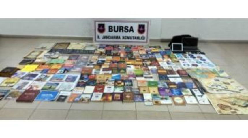 Fet&ouml; Kitaplarını Zeytin Varillerine Saklayan 2 Kişi G&ouml;zaltına Alındı