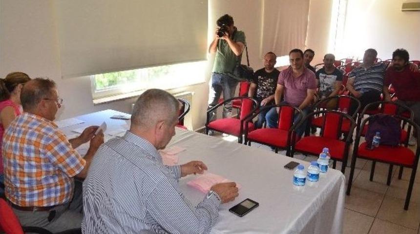 Berberler İzin İ&ccedil;in Referandum Yaptı