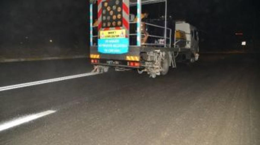 Yol &Ccedil;izgileri Yeniden &Ccedil;iziliyor