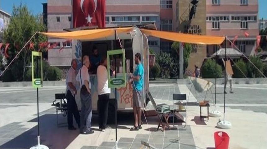 Bu Kafe G&uuml;neş Enerjisiyle Hizmet Veriyor