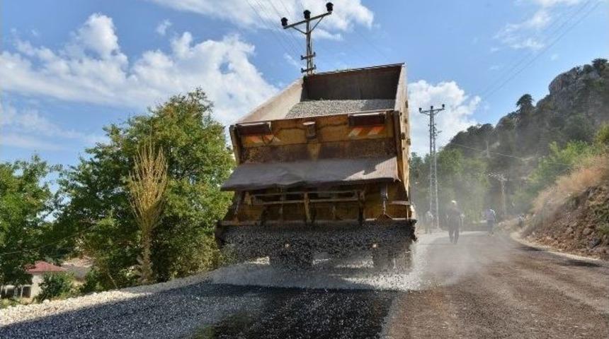 Konyaaltı Belediyesi&rsquo;nden Yaylalarda Asfalt &Ccedil;alışması