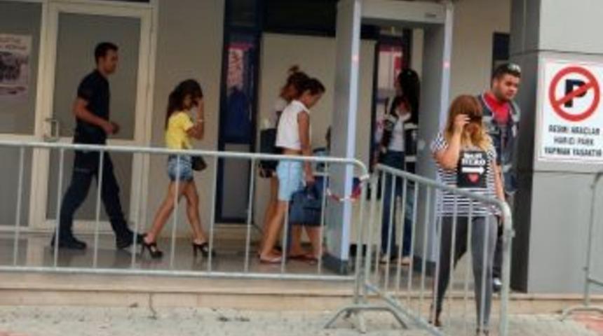 Alanya&rsquo;da Fuhuş Operasyonu