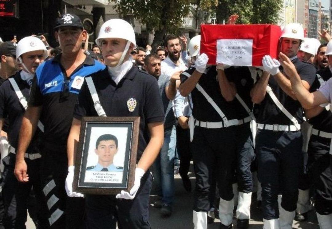 Elazığ Şehidini Son Yolculuğuna Uğurladı