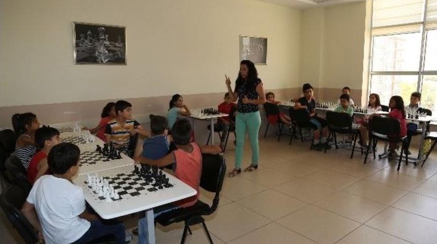 Asım&rsquo;ın Nesli Şahinbey&rsquo;de Yetişiyor