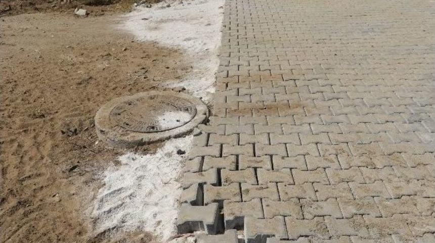 G&ouml;lmarmara&rsquo;nın 3 Mahallesinde Kanalizasyon Hattı Yenilendi