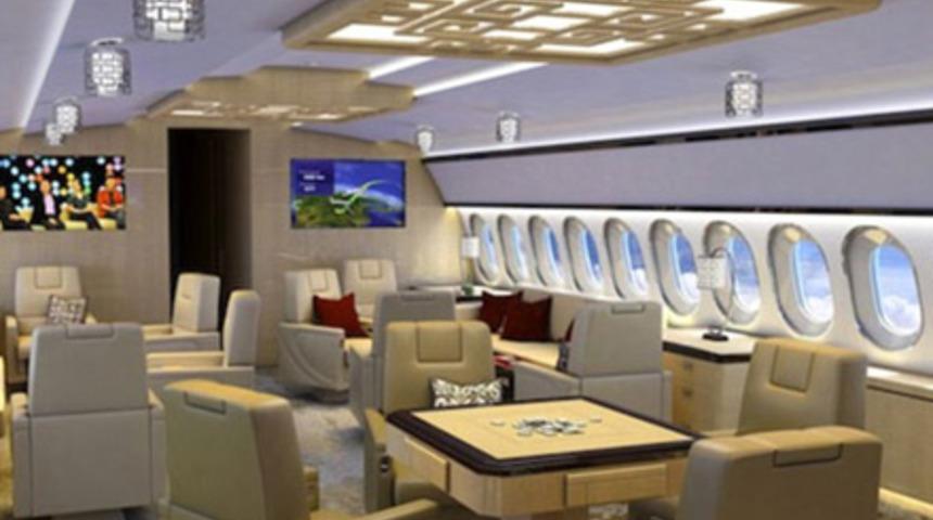 Zenginlerin saray yavrusu u&ccedil;akları