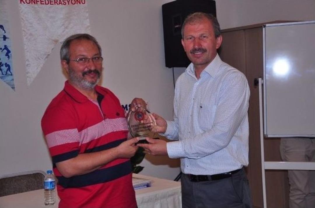 K&uuml;tahya Askf, &Ouml;d&uuml;llendirdi