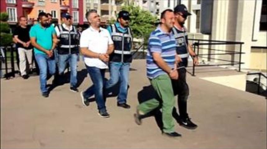 Edremit&rsquo;te 32 İş Adamı Tutuklandı