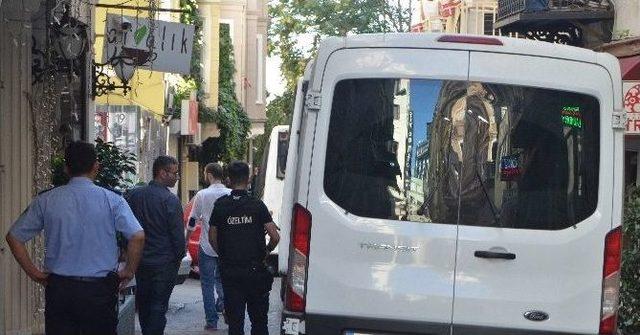 Kapatılan Özgür Gündem Gazetesinde Polis Araması