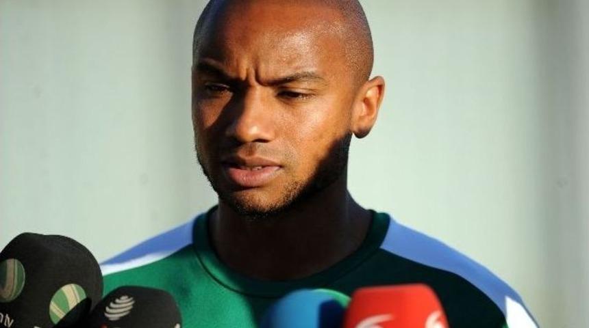 Joshua: &ldquo;bursaspor&rsquo;a Gelmek İ&ccedil;in Savaş Verdim&rdquo;