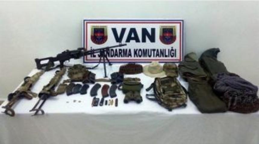 Van&rsquo;da Uzun Namlulu Silah Ve M&uuml;himmat Ele Ge&ccedil;irildi